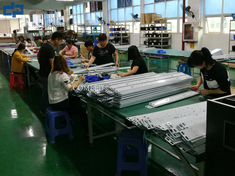Shenzhen COMLED electronic Technology Co.,ltd linea di produzione del fabbricante