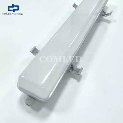 CE SAA approvato 1200mm Commercial/Industrial LED Batten Lampadi di illuminazione Superficie Montatura resistente alle intemperie Lampadi di illuminazione a LED con batterie di emergenza Lampade a prova di vapore a LED